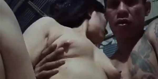 คลิปเอากัน คุณตาพาเสียว แหกขาเลียหีหลานสาวสุดฟิน ตาแก่จอมหื่นคุมเงี่ยนไม่อยู่จับสาวมาซอยหีถี่เย็ดรัว วิดีโอโป๊ แจกฟรี XNXX