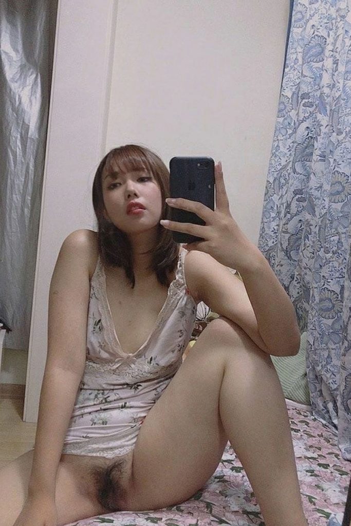 เมียร่าน ๆ แบบนี้เลิกงานกลับไปเย็ดเน้น ๆ สักทีคงจะฟิน 1